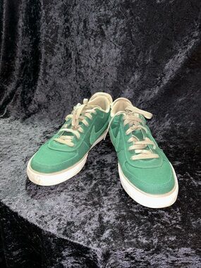 2011 Nike 6.0 Mavrk Cnvs Gorge Green- Men’s 11